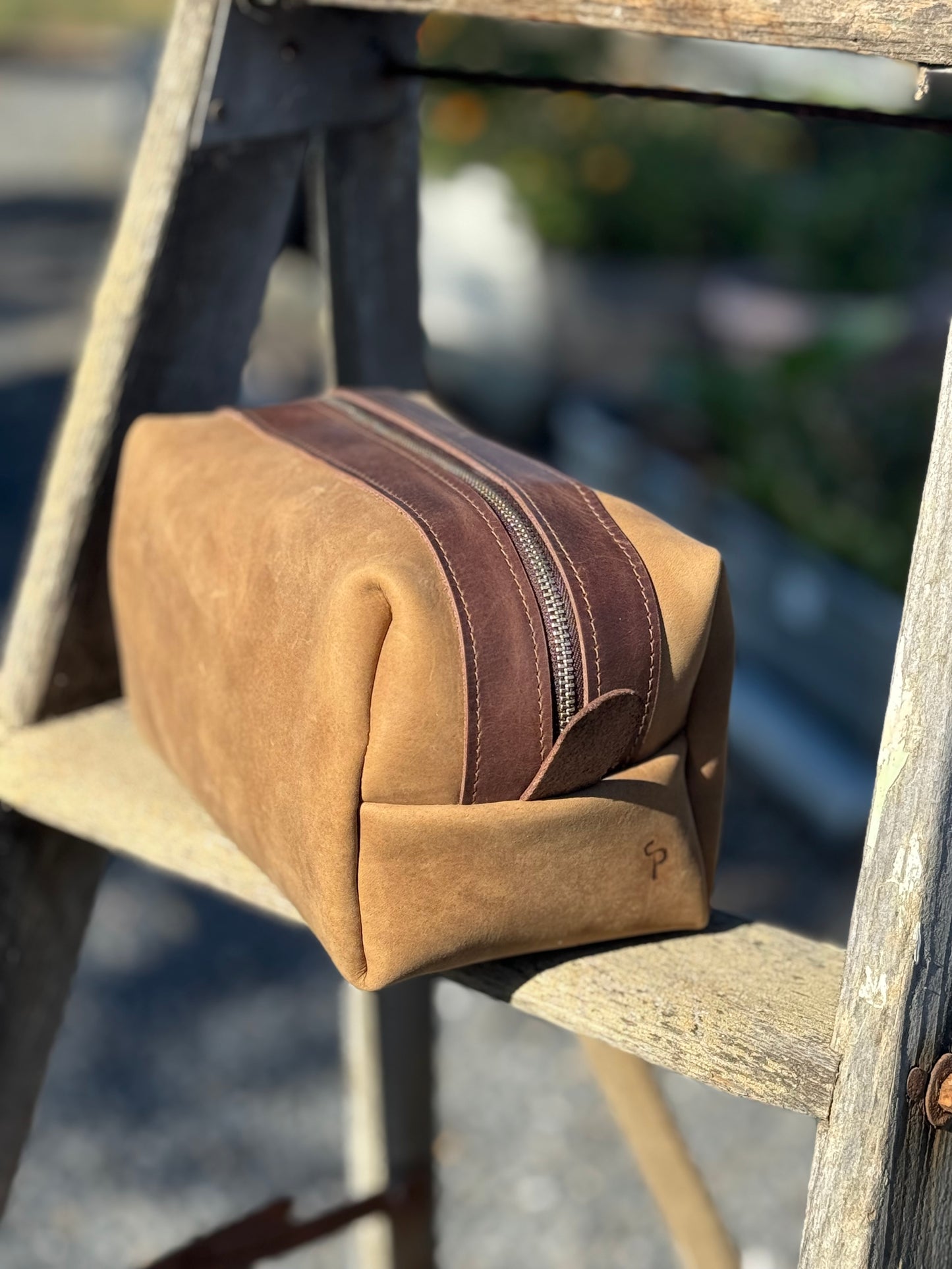 Dopp Kit - Roughman Leather