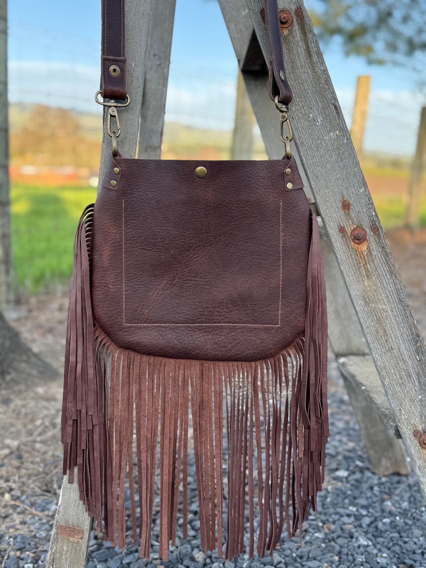 Cotati Bag - Dark Brown with fringe