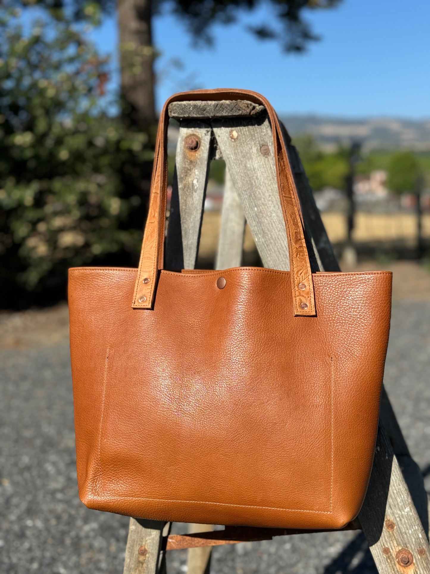 Bodega Bag - Tan with floral embossed straps