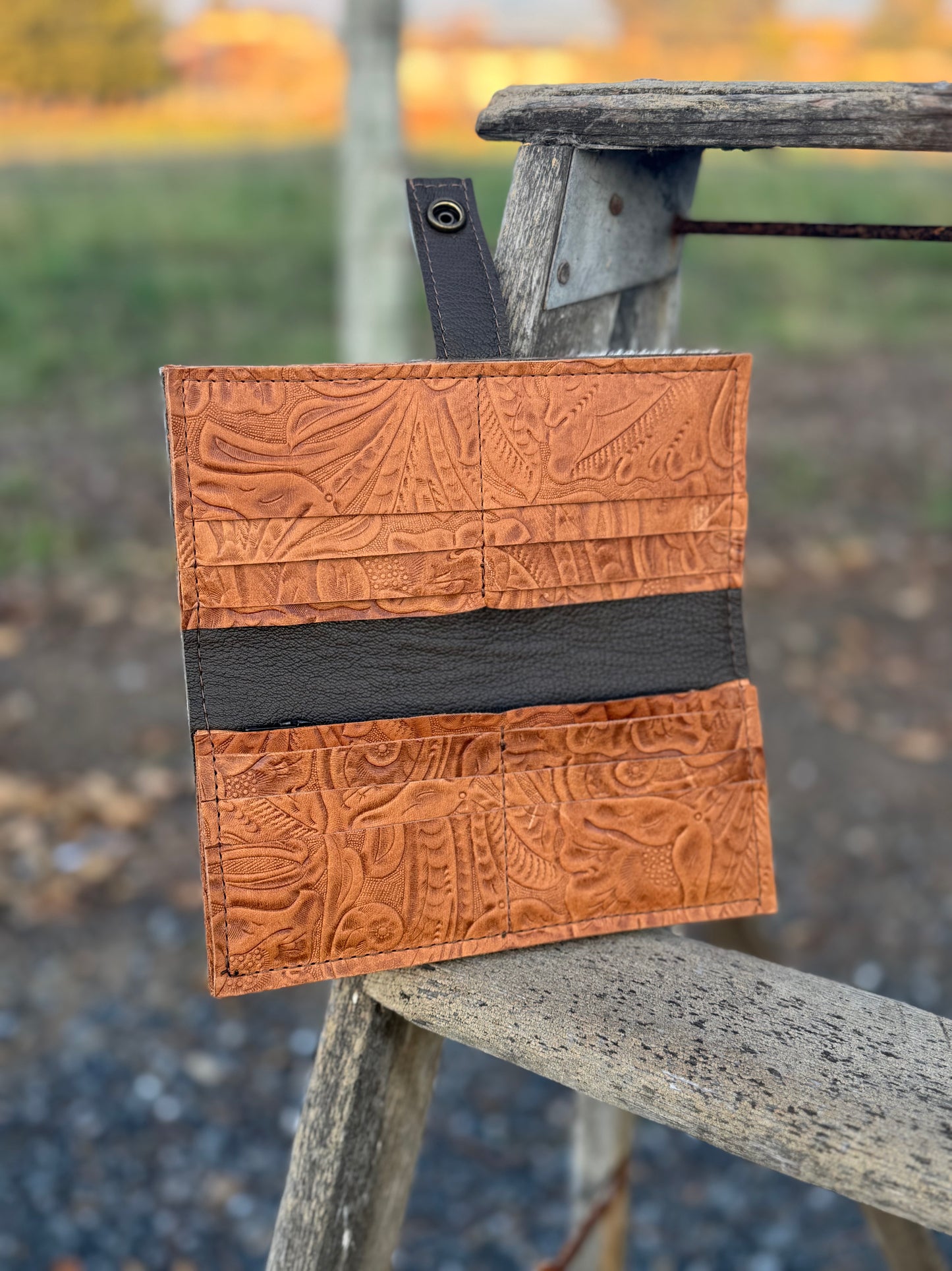 Women’s Bifold Wallet Red/White Hair