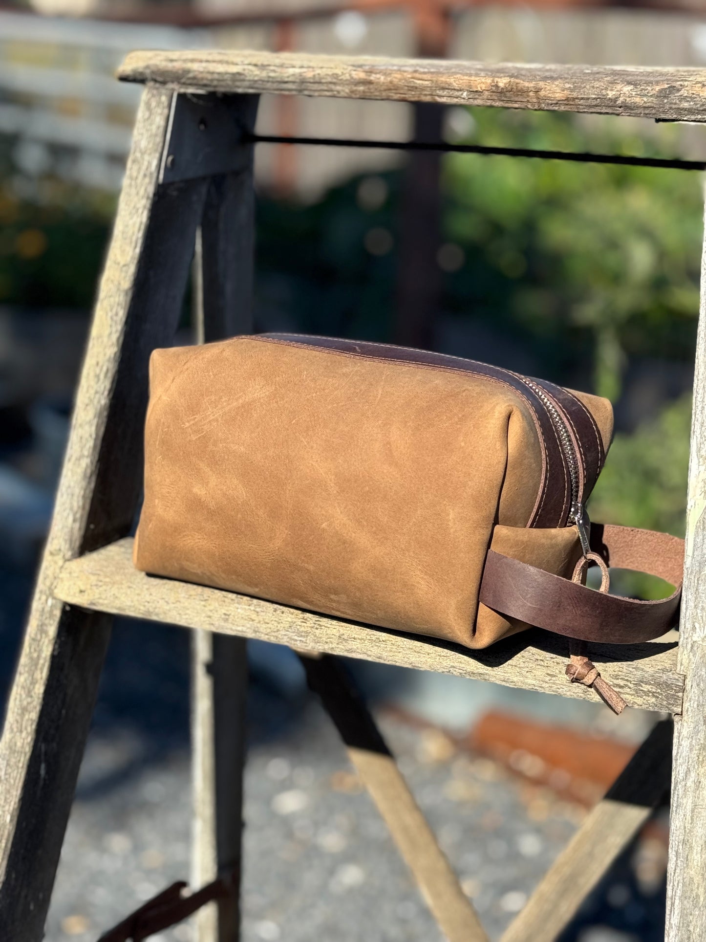 Dopp Kit - Roughman Leather