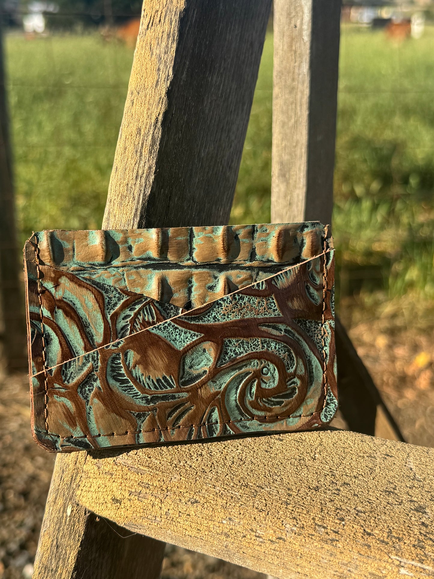Minimalist Wallet - Floral & Embossed Gator