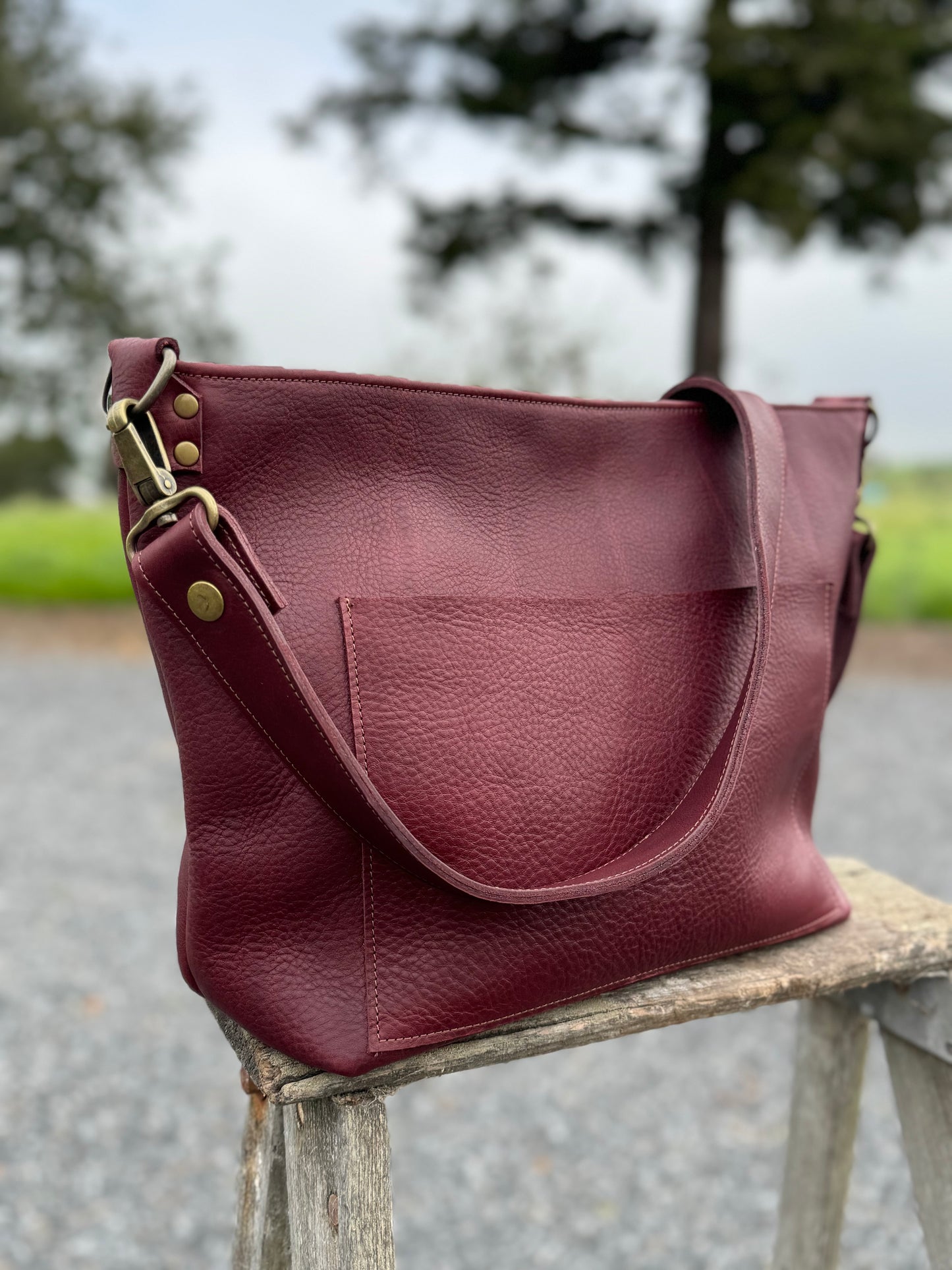 Penngrove Bag - Merlot with zipper closure