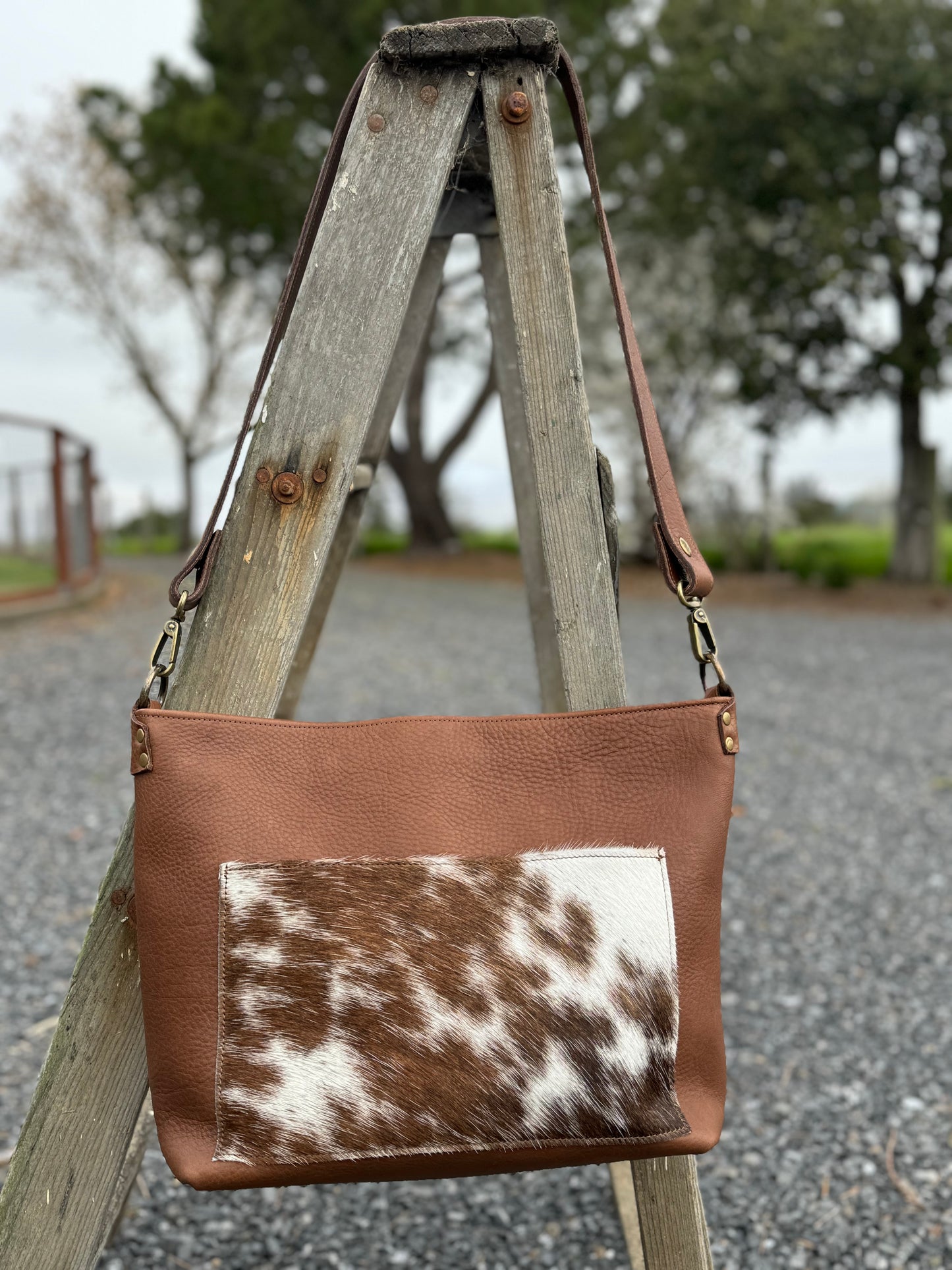 Penngrove Bag - Brown with cow hair pocket and zipper closure