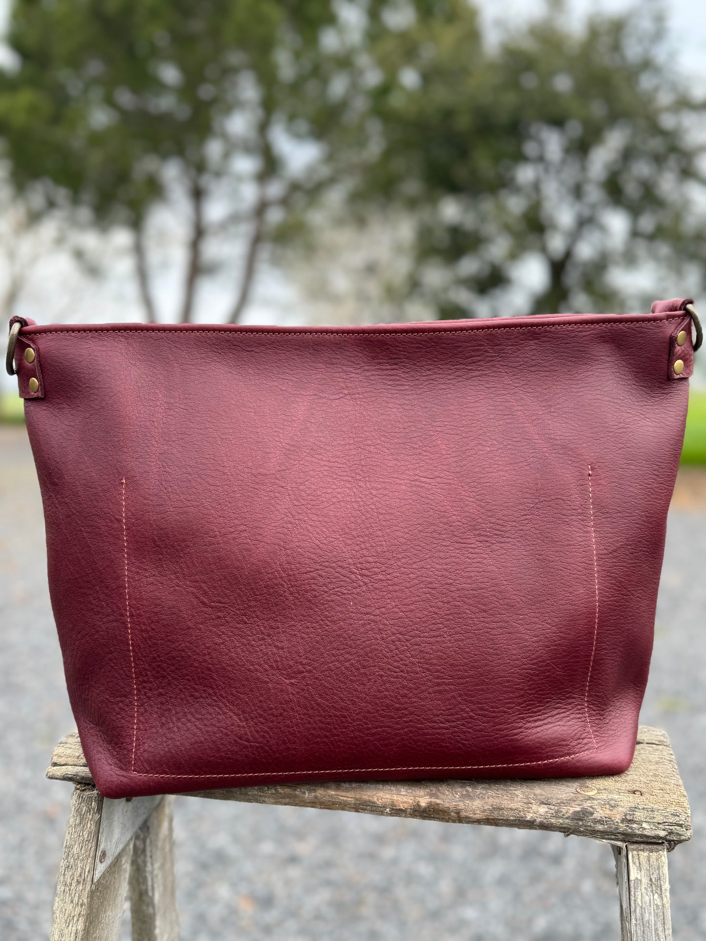 Penngrove Bag - Merlot with zipper closure