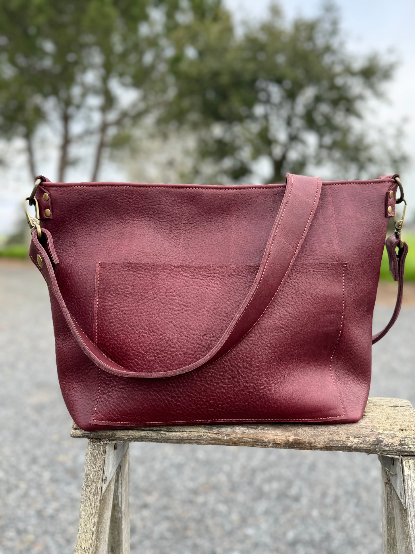 Penngrove Bag - Merlot with zipper closure