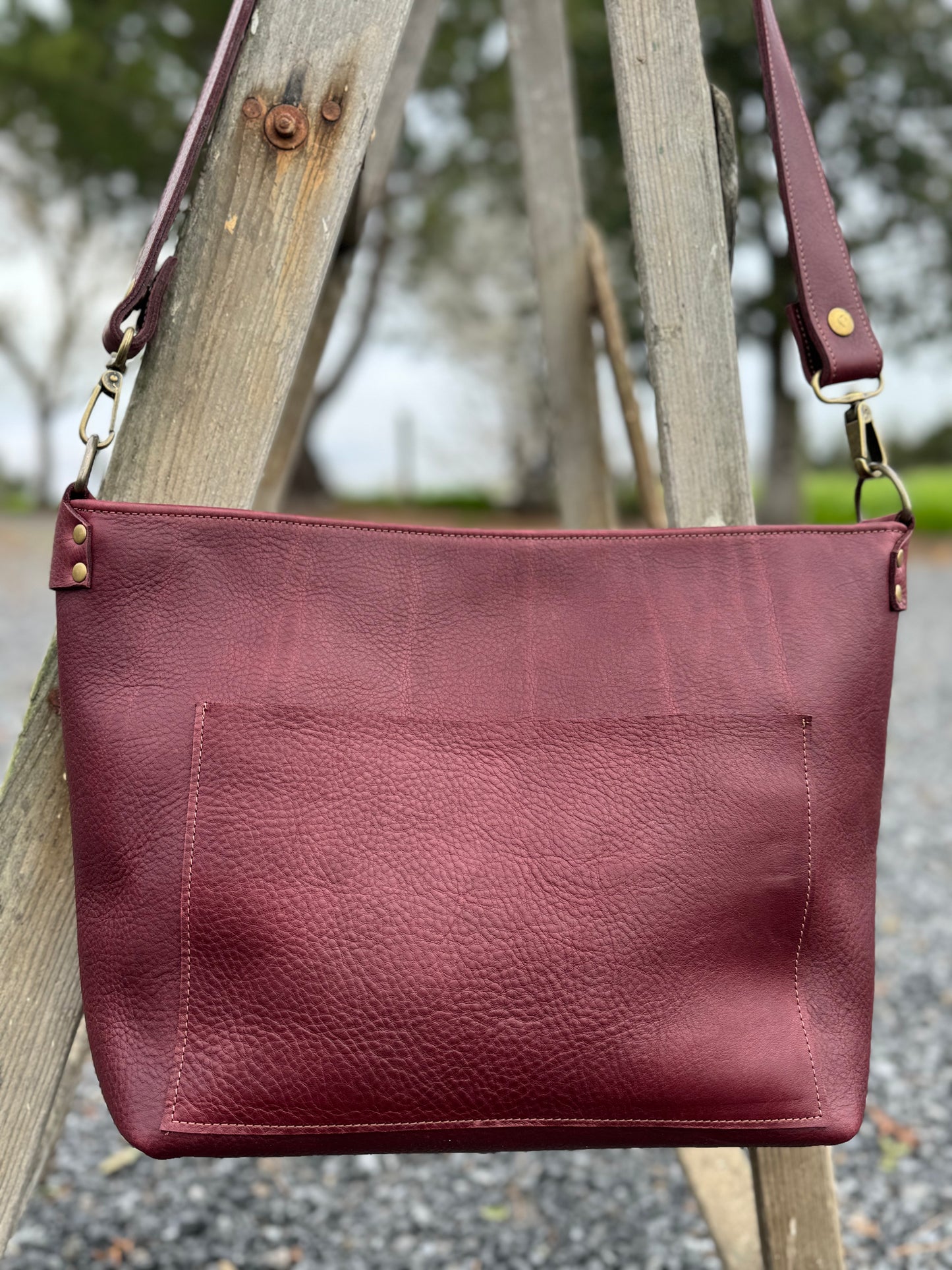 Penngrove Bag - Merlot with zipper closure