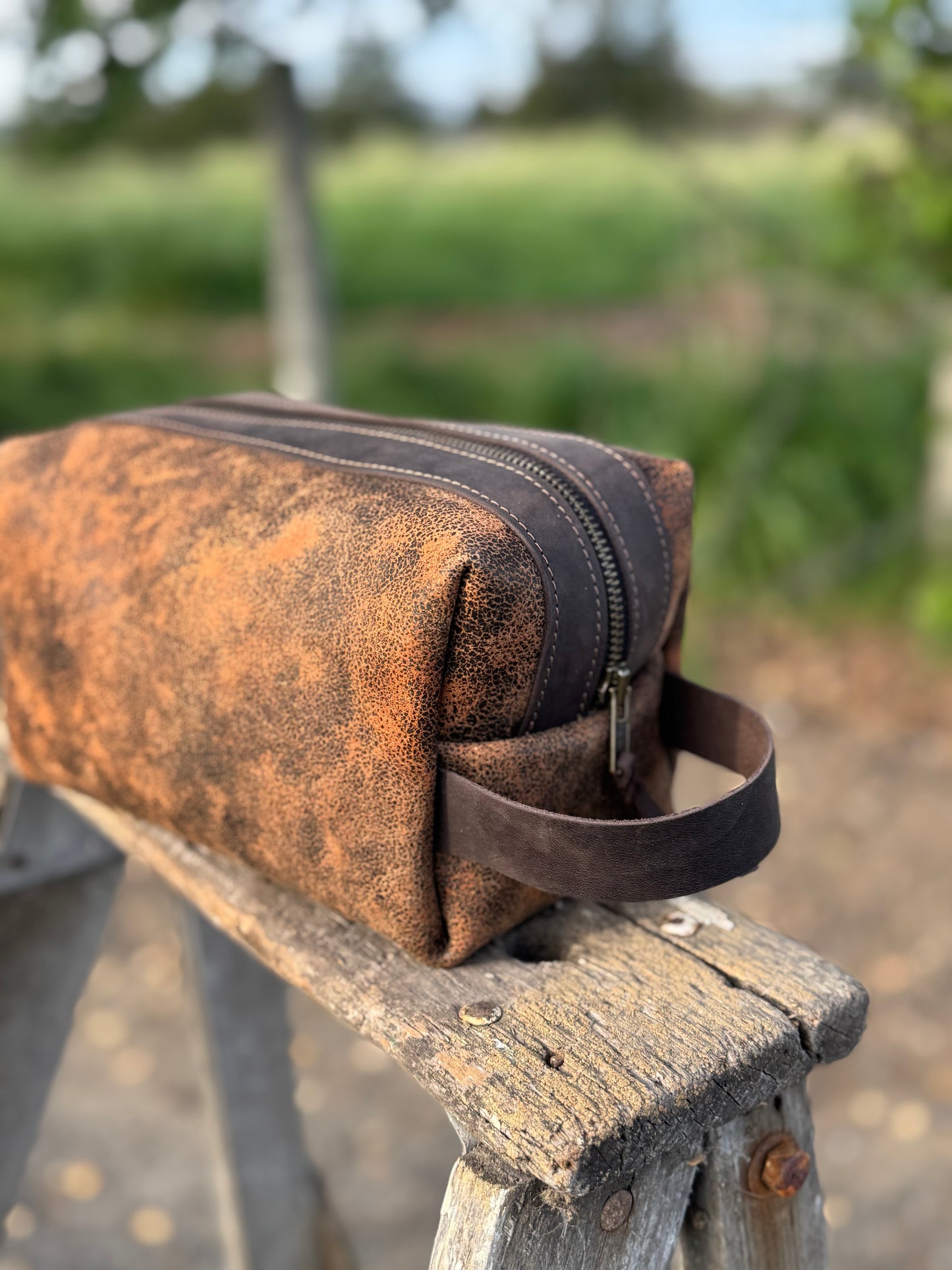 Dopp Kit - Brown Crackle