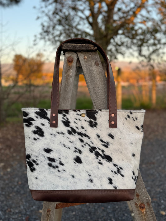 Bodega Bag - Black and white cow hair